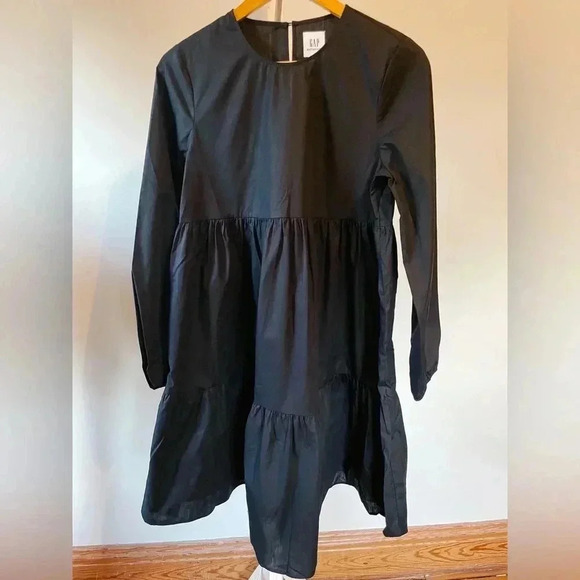 GAP Dresses & Skirts - GAP Black Maternity Tiered Dress Size Small